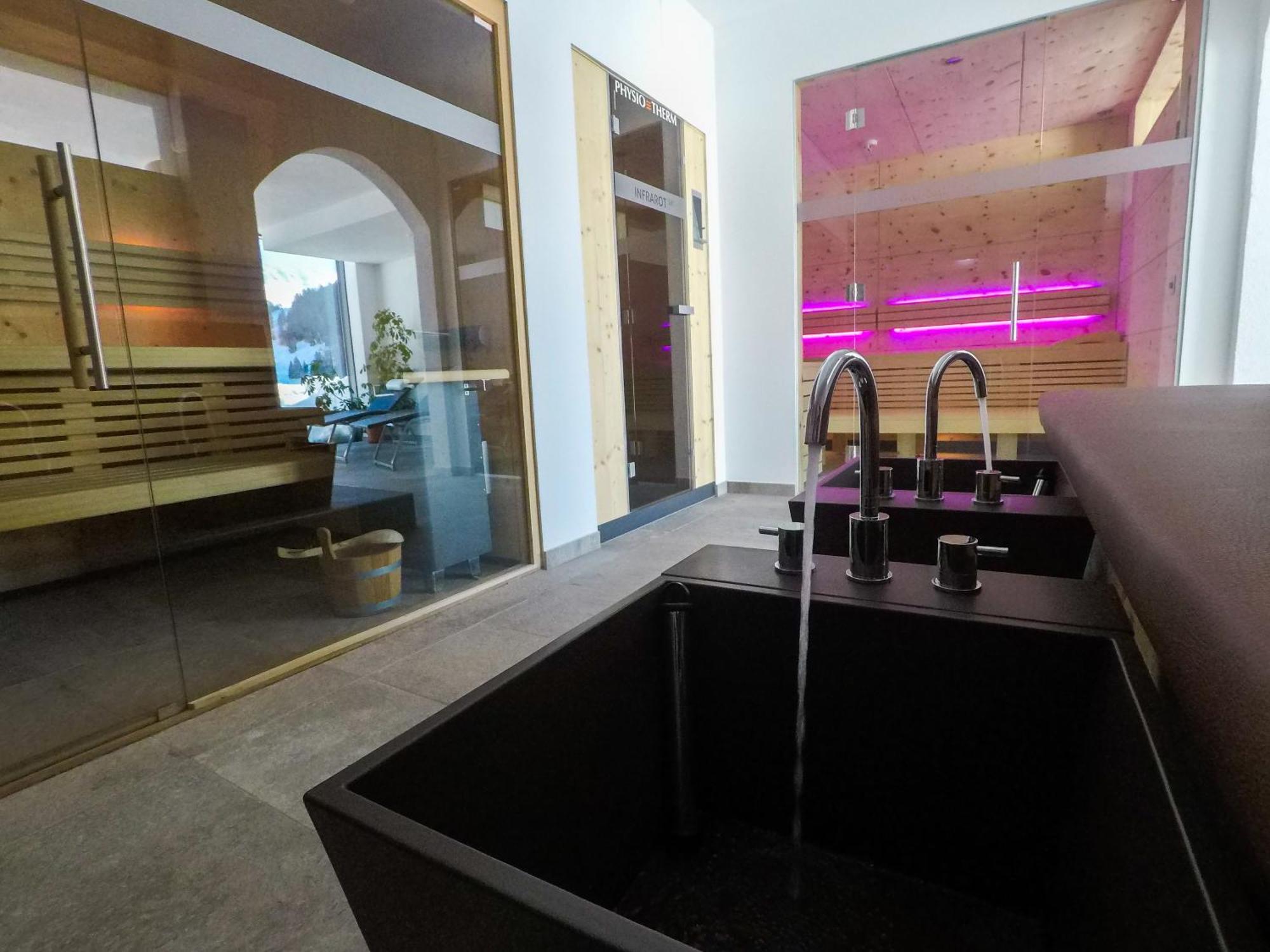 Collina Hotel Garni Nauders Bagian luar foto