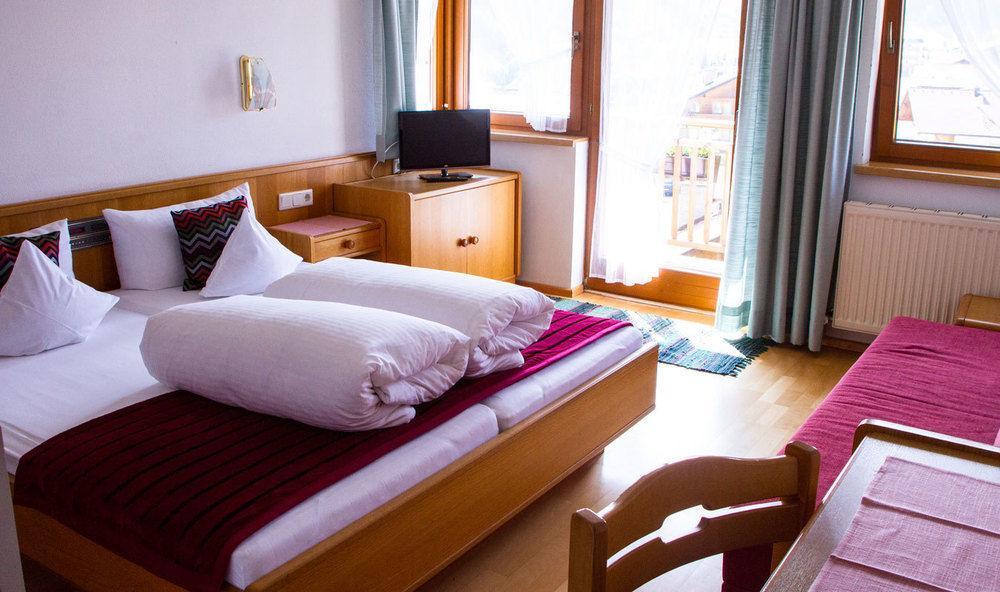 Collina Hotel Garni Nauders Bagian luar foto