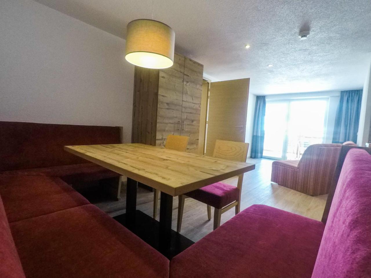 Collina Hotel Garni Nauders Bagian luar foto