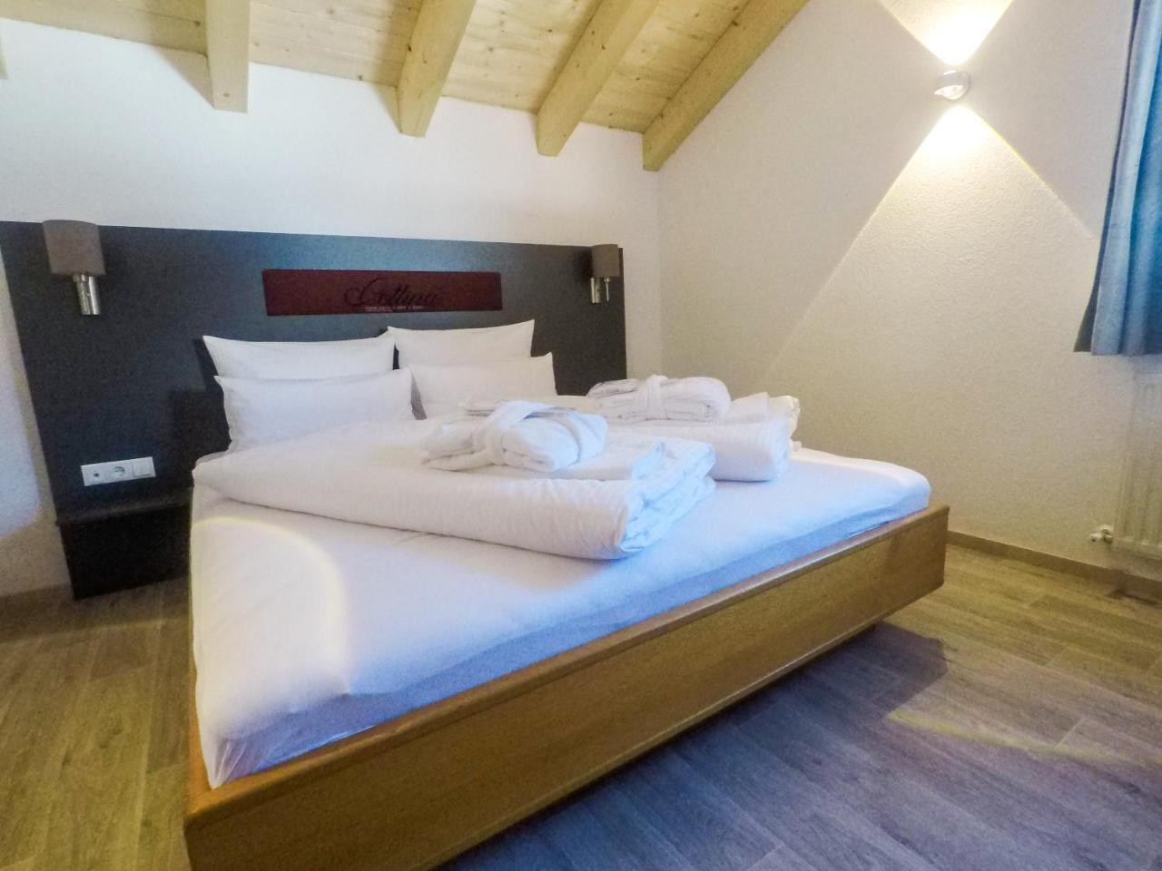 Collina Hotel Garni Nauders Bagian luar foto